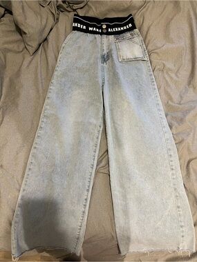 Alexander Wang Light Wash Wide-Leg Jeans with Branded Elastic Waistband